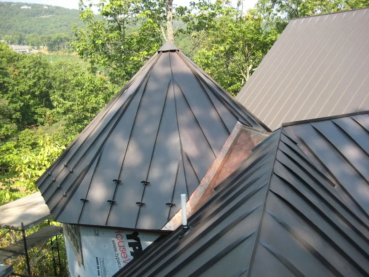 Professional Shingle Replacement & Repair by Craftsman Roofing in Gouverneur